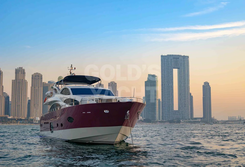 Voyager Elite Waterfront 105 Yacht